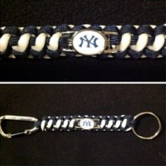 New York Yankees Inspired Paracord/Survival Keychain